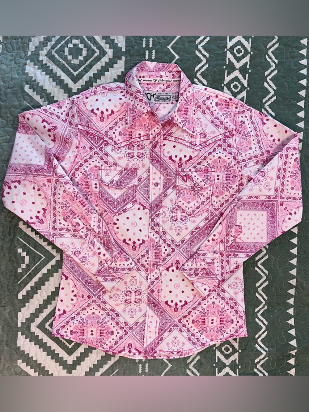 Girl’s Cowgirl Hardware Pink Bandana-Print Western Shirt Large 10/12